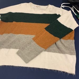 Beautiful color block sweater